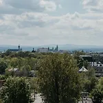 Sky Mountain View Free Parking